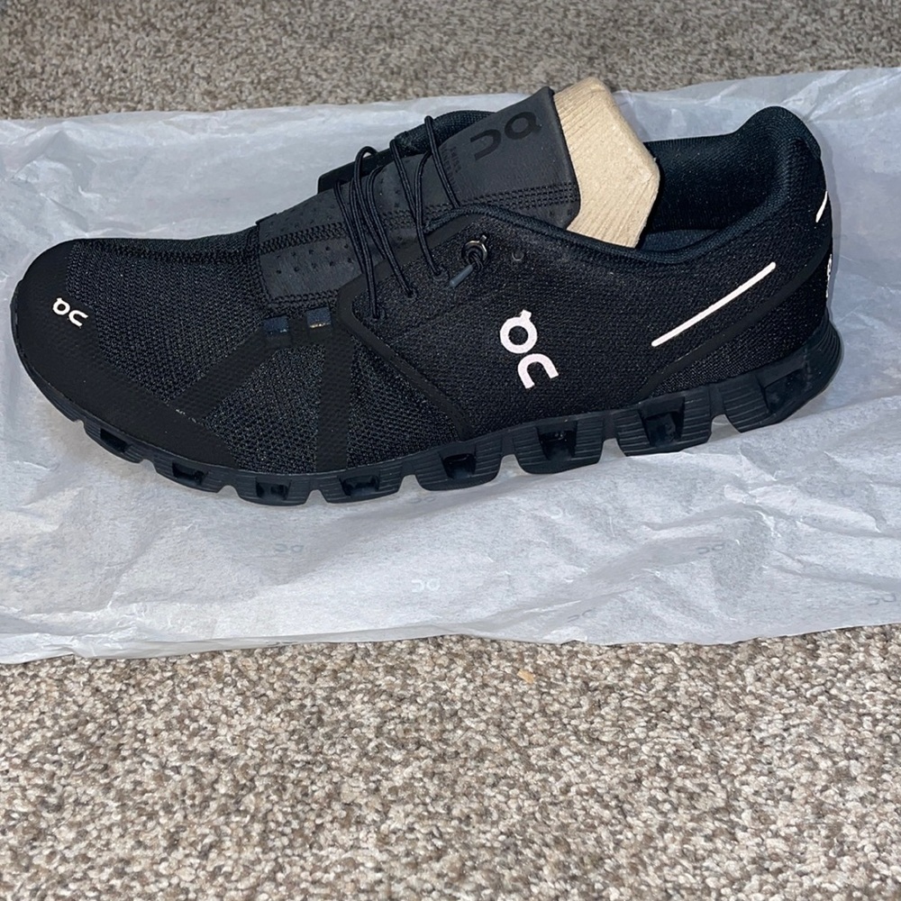 Brand new in box On Running Cloud